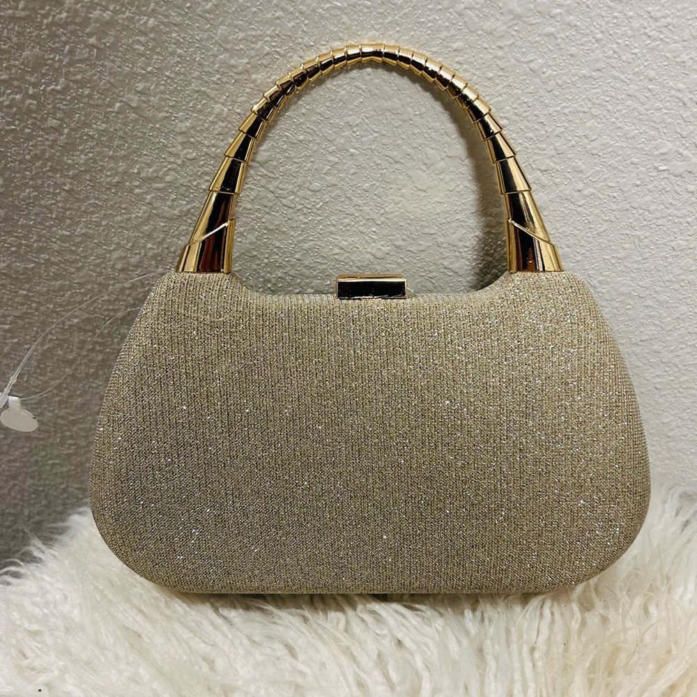 Elegant Gold Shimmer Women's Handbag with Gold Crossbody Chain NWT - Picture 2 of 5